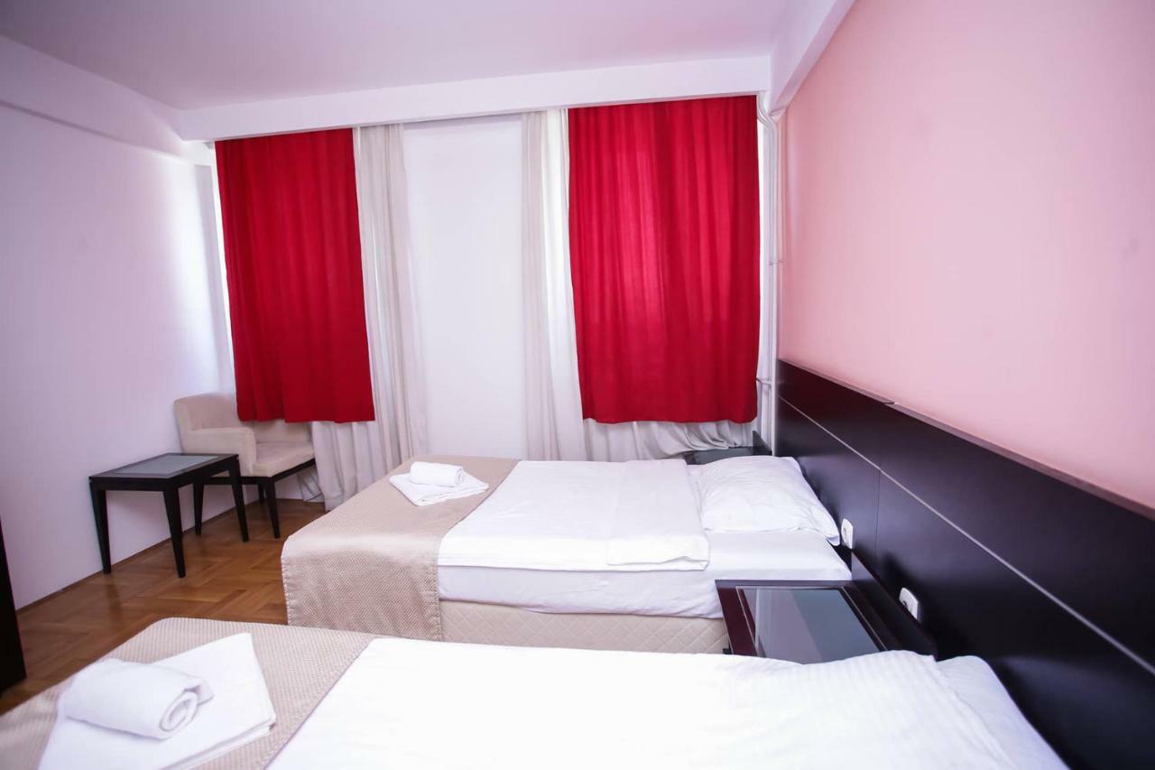 Hotel Beograd - Yu Lukavica Екстер'єр фото